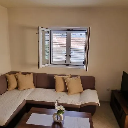 Two-bedroom Apartman Budva
